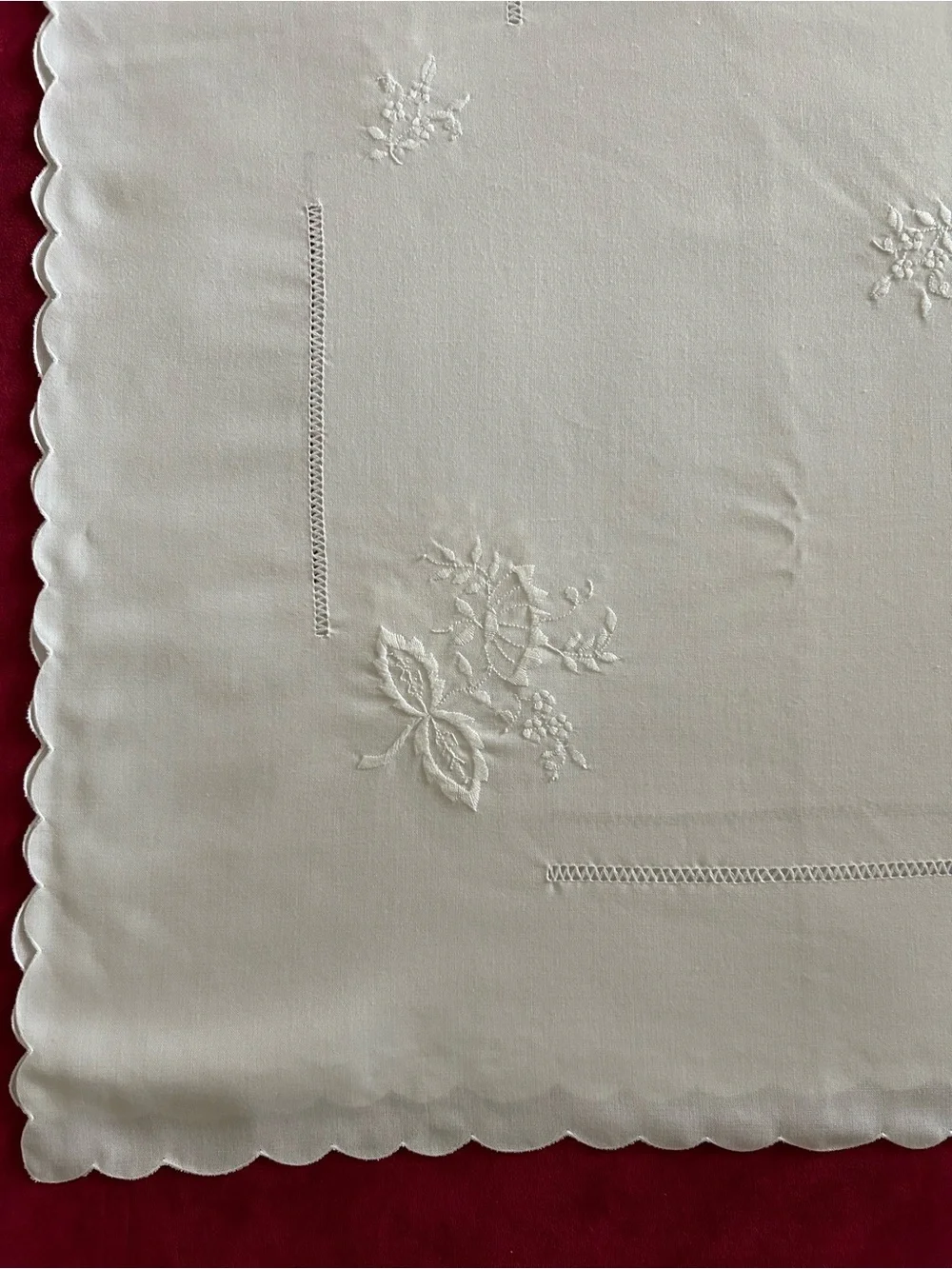 Vintage Tablecloth 54